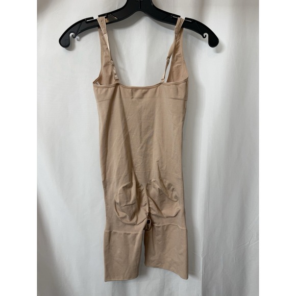 Spanx‎ Shapewear Bodysuit Large Beige Nude Adjustable Shorts Stretch.  K32 - Picture 4 of 5